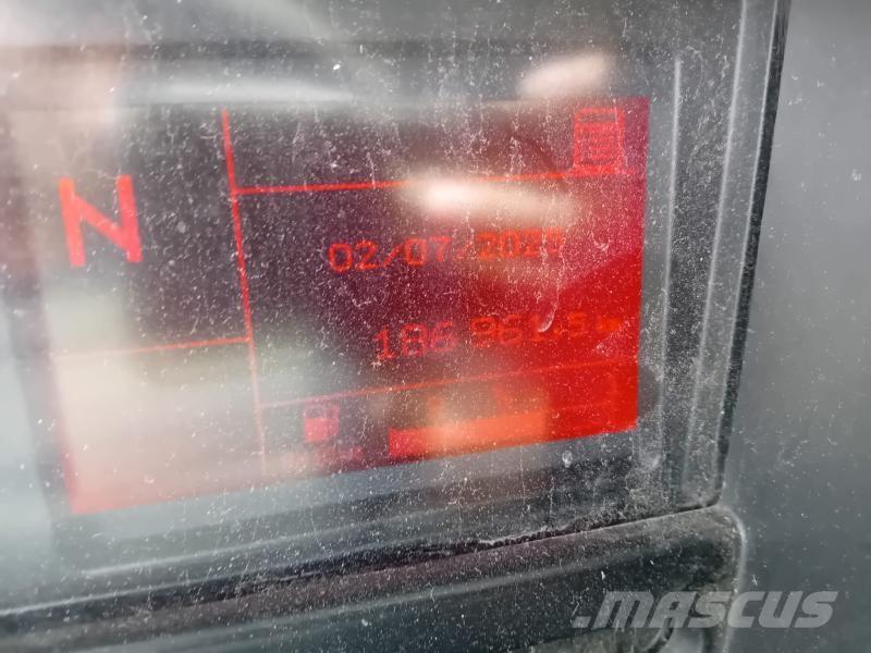 Renault D26 Atkritumu izvešanas transports