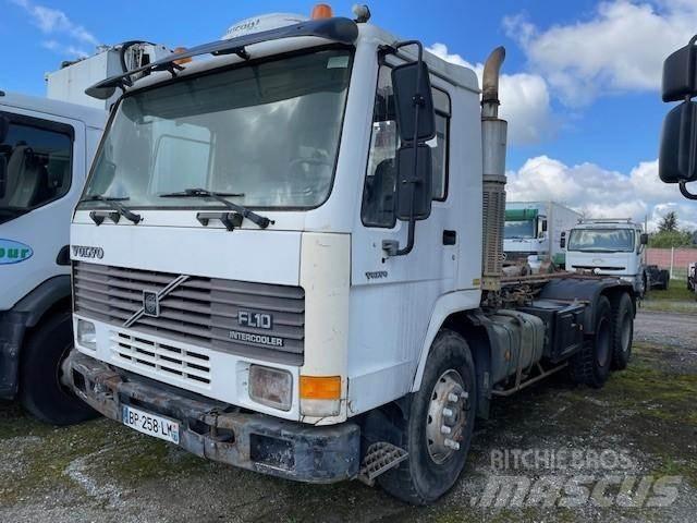 Volvo FL10 Kabeļu pacēlājs nomontējamām kravas mašīnām