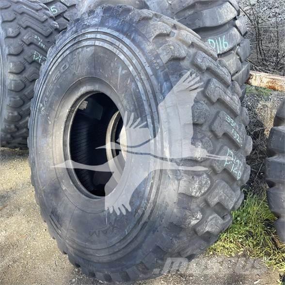  MAXAM 23.5R25 Riepas, riteņi un diski