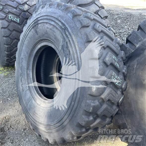  MAXAM 23.5R25 Riepas, riteņi un diski