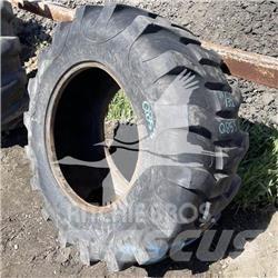 Titan 17.5L24 Riepas, riteņi un diski