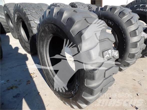 Titan 17.5x25 Riepas, riteņi un diski