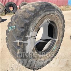 Titan 20.5R25 Riepas, riteņi un diski