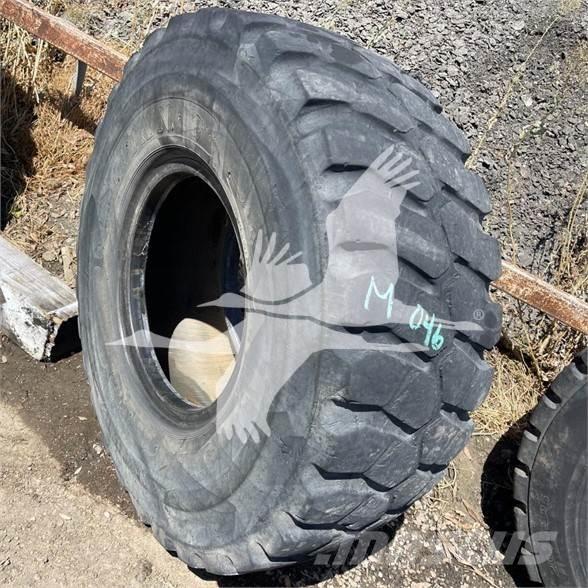 Titan 20.5R25 Riepas, riteņi un diski
