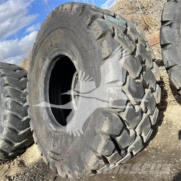 Titan 20.5R25 Riepas, riteņi un diski