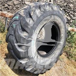 Titan 20.5x25 Riepas, riteņi un diski