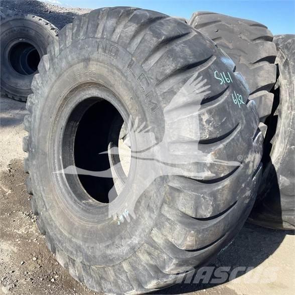 Titan 26.5x25 Riepas, riteņi un diski