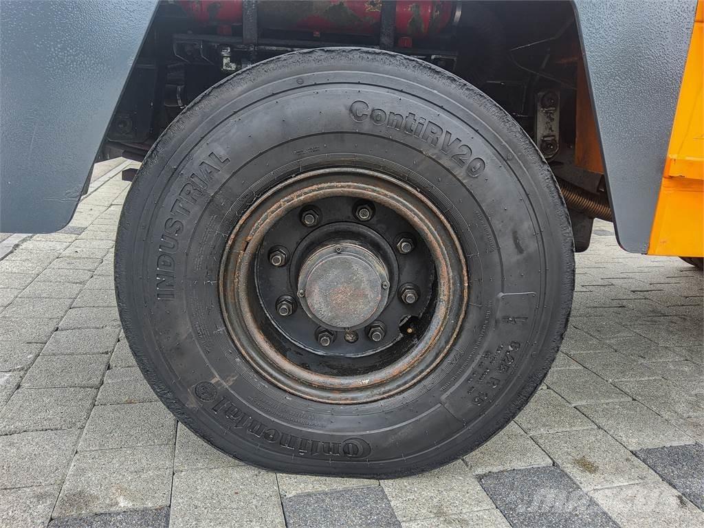  ATA 8500 4x4 Vilcējs