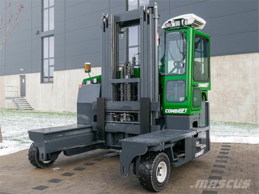 Combilift C 6000 Četru virzienu krāvēji