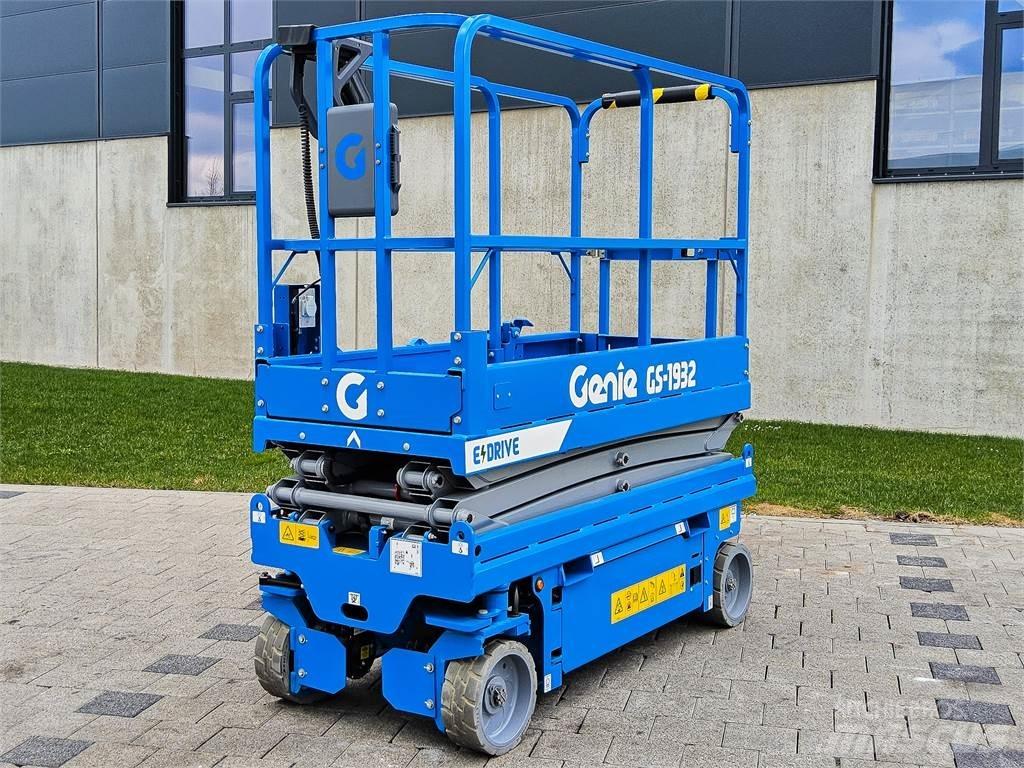 Genie GS 1932 Šķerveida pacēlāji