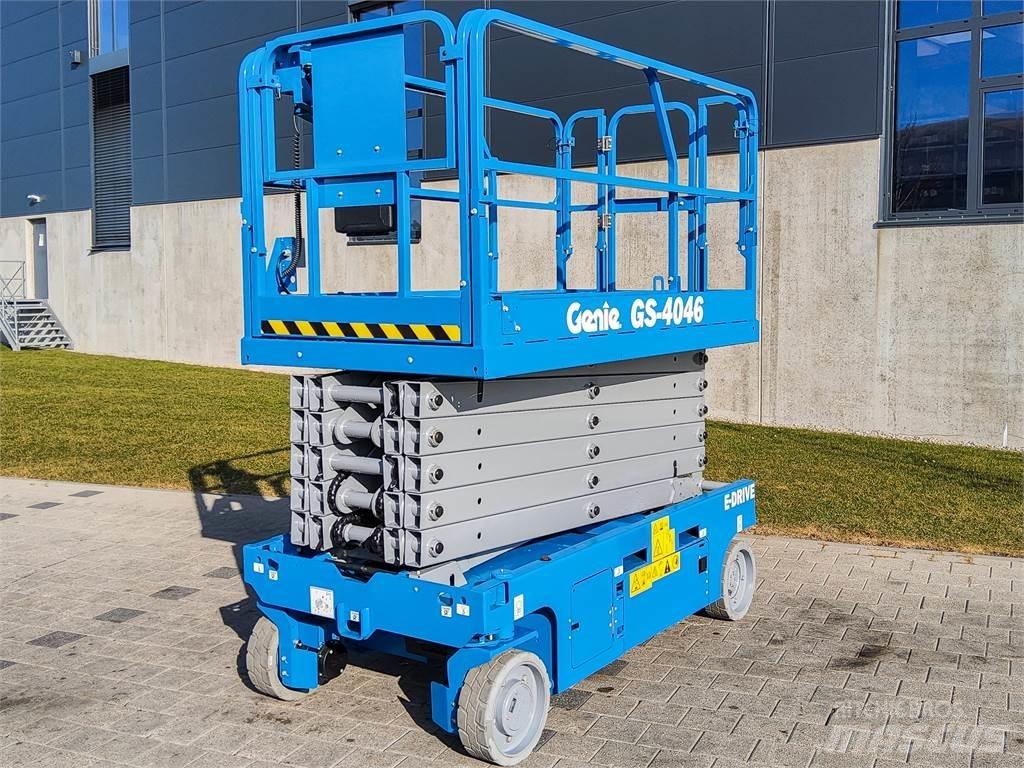 Genie GS 4046 Šķerveida pacēlāji