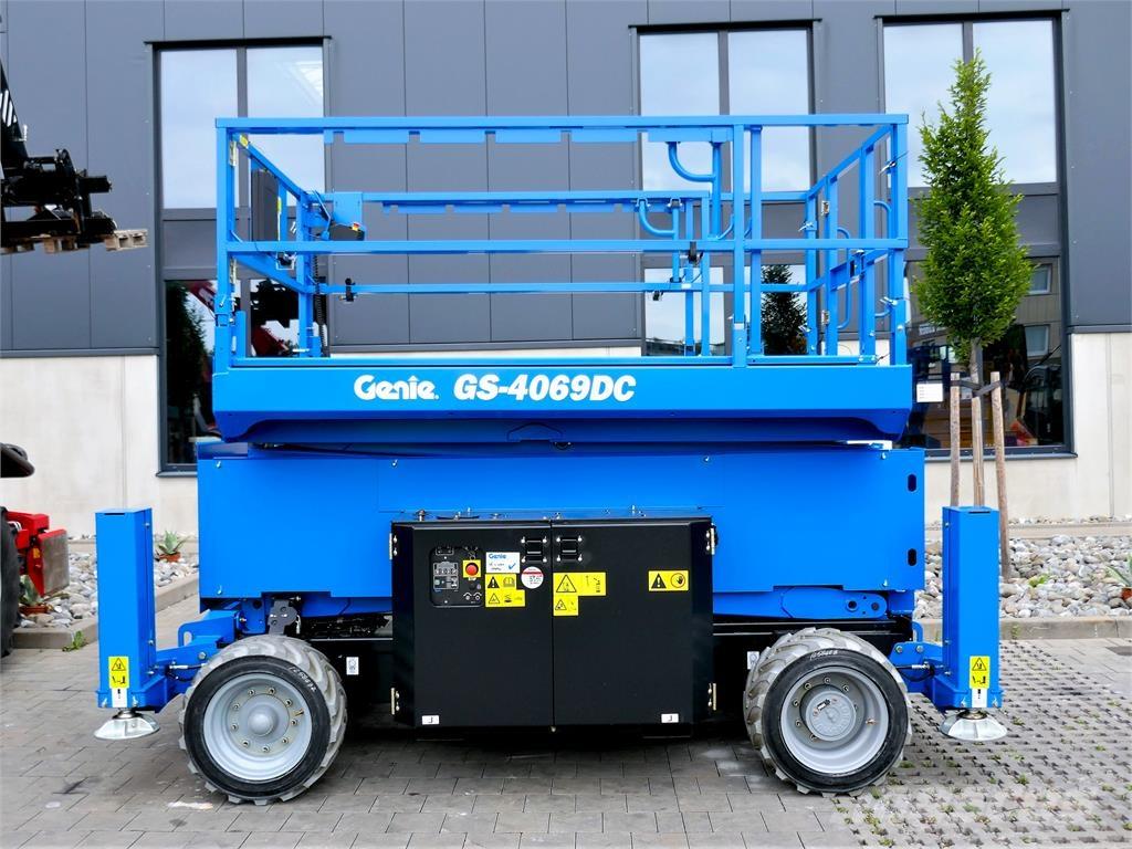 Genie GS 4069 DC Šķerveida pacēlāji