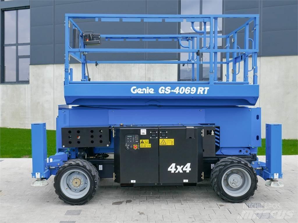 Genie GS 4069RT Šķerveida pacēlāji