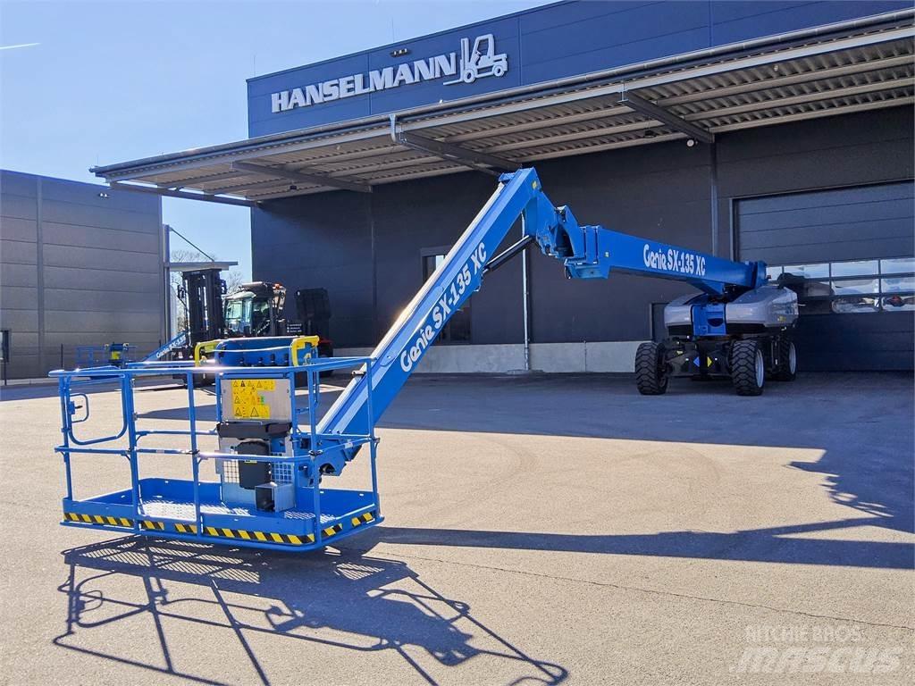Genie SX-135 XC Teleskopiskie pacēlāji
