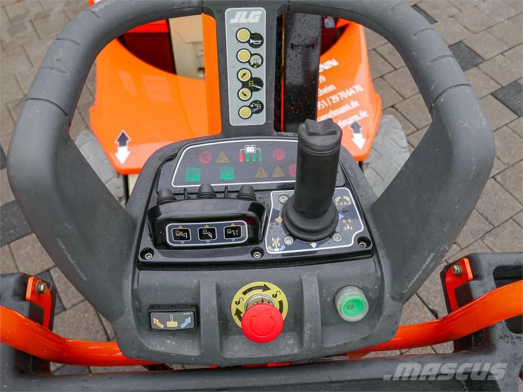 JLG Toucan 12E Plus Vertikālie pacēlāji