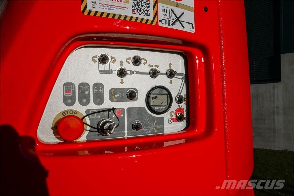 Manitou 120 AETJC Strēles pacēlāji