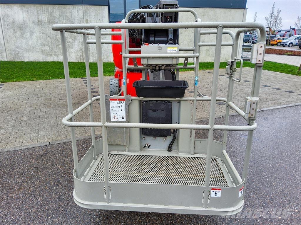 Manitou 150 AETJC Strēles pacēlāji