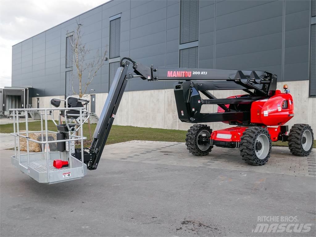 Manitou 200 ATJ Strēles pacēlāji