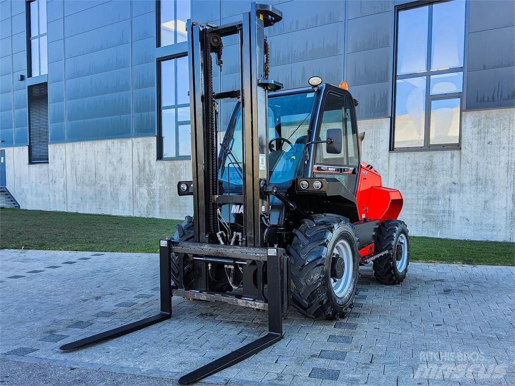 Manitou M 30-4 Apvidus autokrāvējs