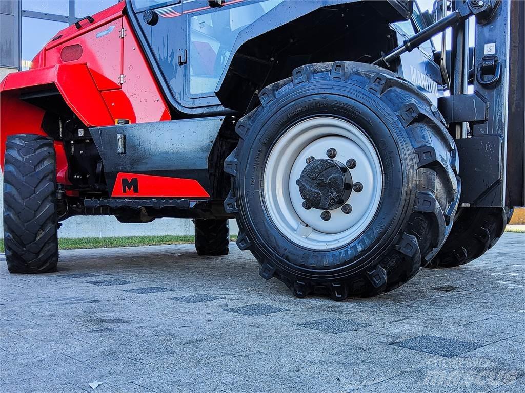 Manitou M 30-4 Apvidus autokrāvējs