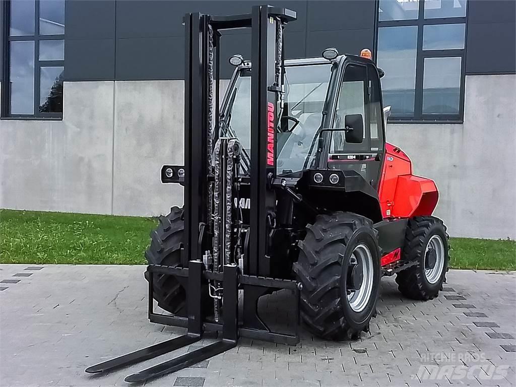 Manitou M 30-4 Apvidus autokrāvējs