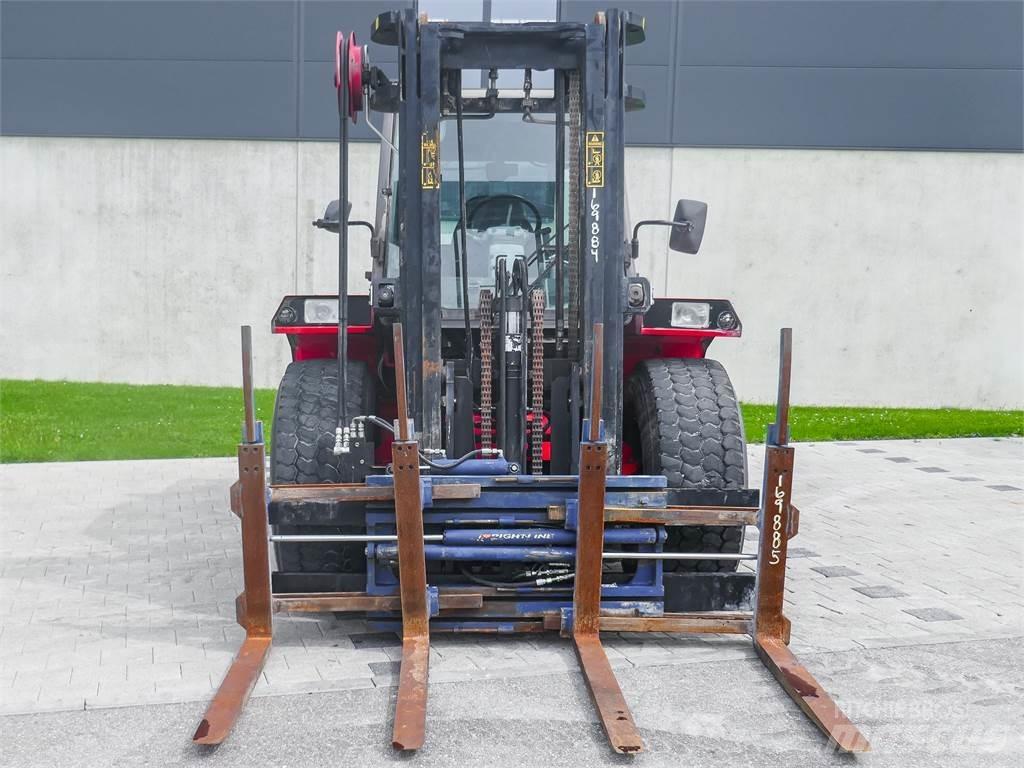 Manitou M 40-4 Apvidus autokrāvējs