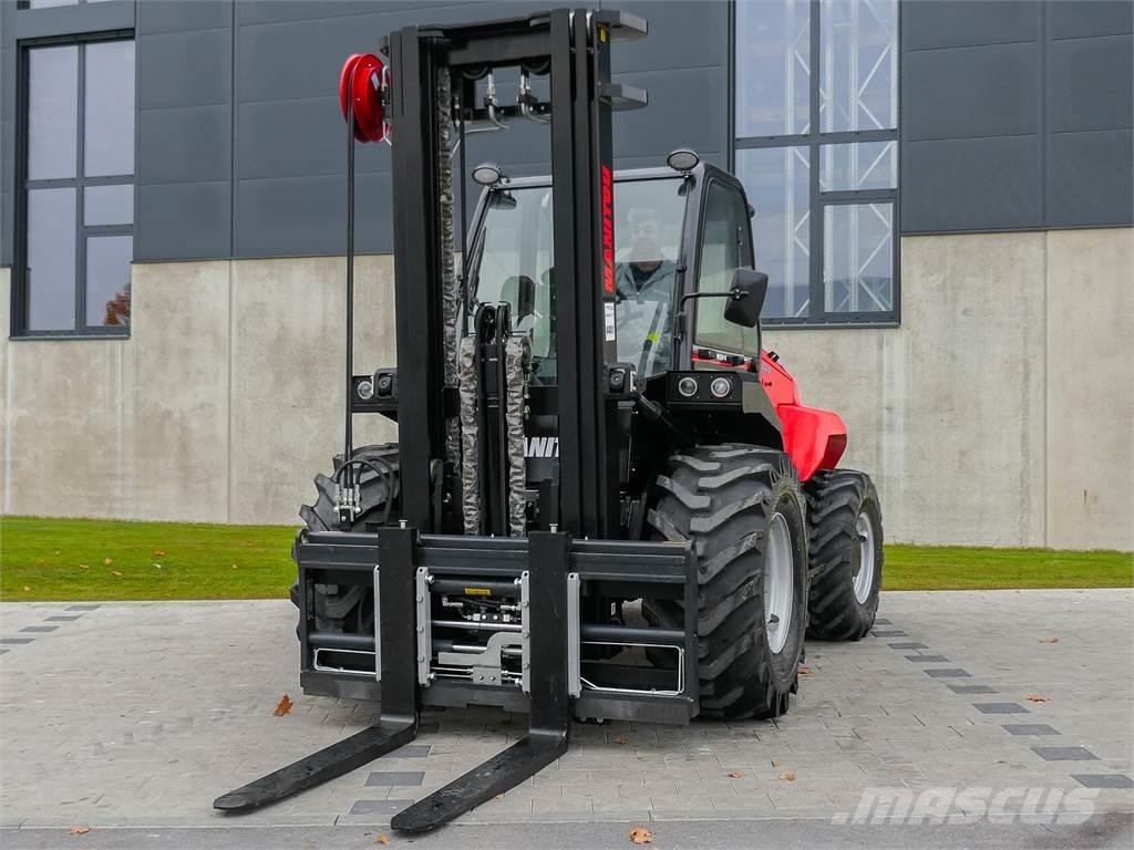 Manitou M 50-4 Apvidus autokrāvējs