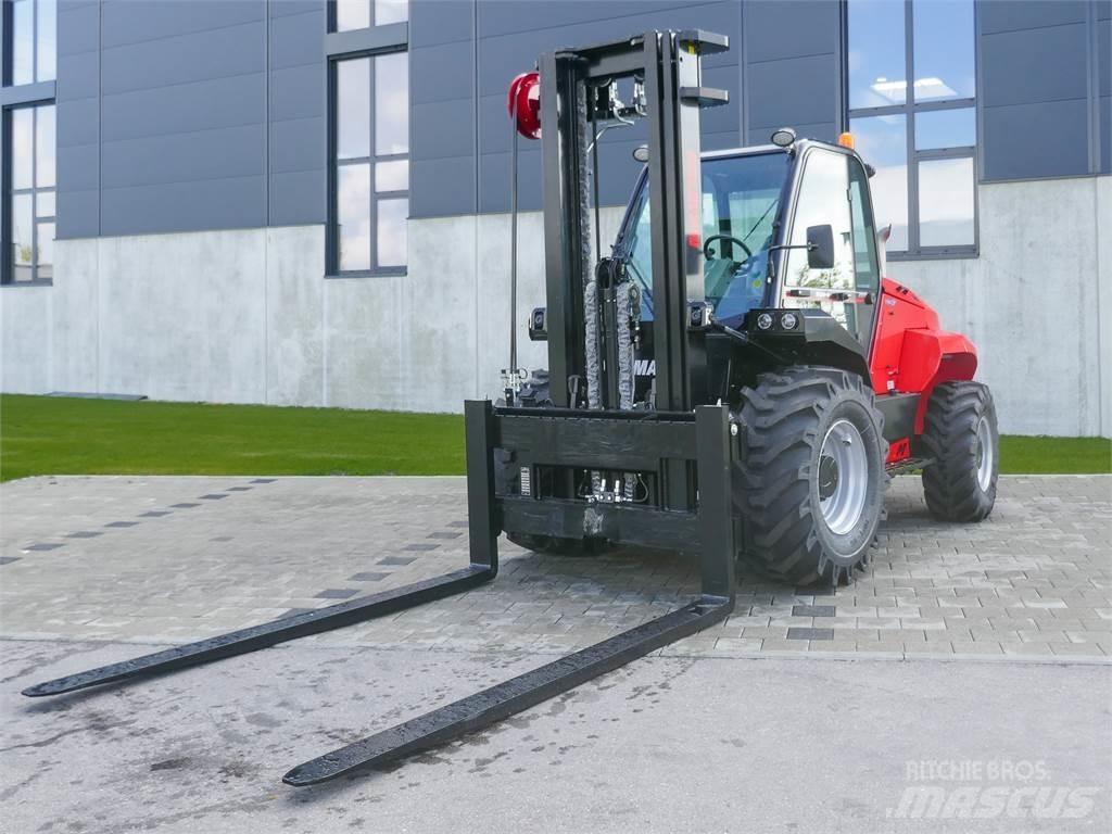 Manitou M 50-4 Apvidus autokrāvējs