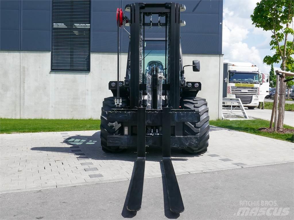 Manitou M 50-4 Apvidus autokrāvējs
