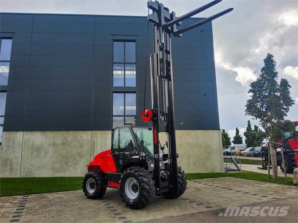Manitou M 50-4 Apvidus autokrāvējs