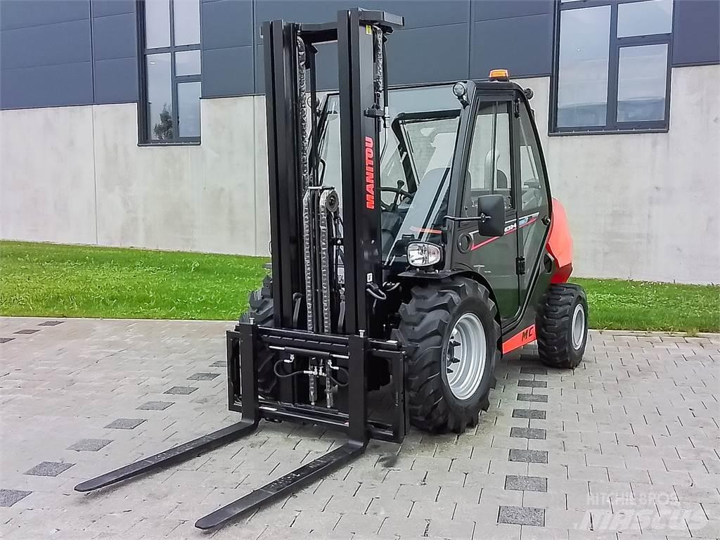 Manitou MC 30-4 Apvidus autokrāvējs