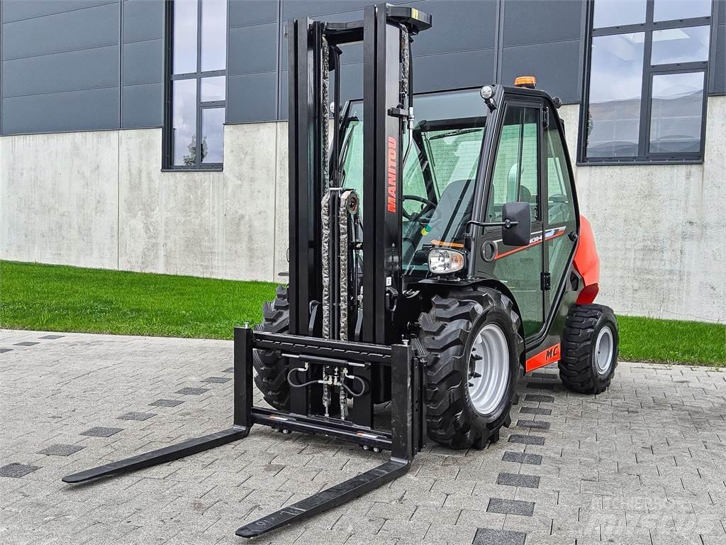 Manitou MC 30-4 Apvidus autokrāvējs