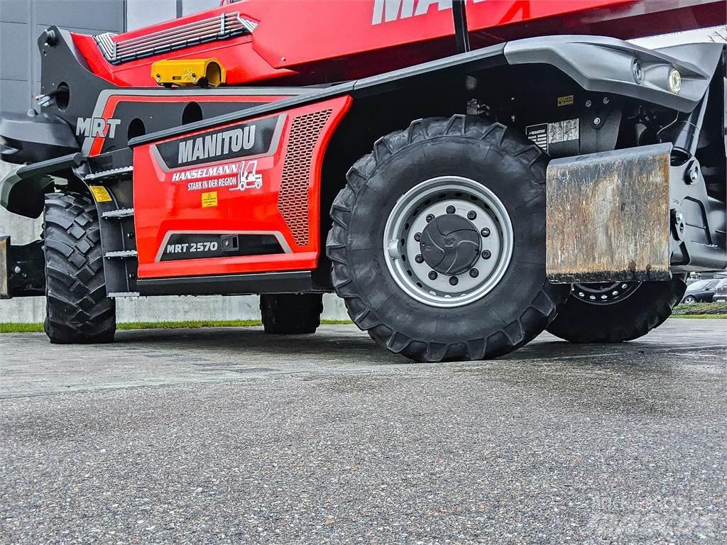 Manitou MRT 2570 Teleskopiskie manipulatori