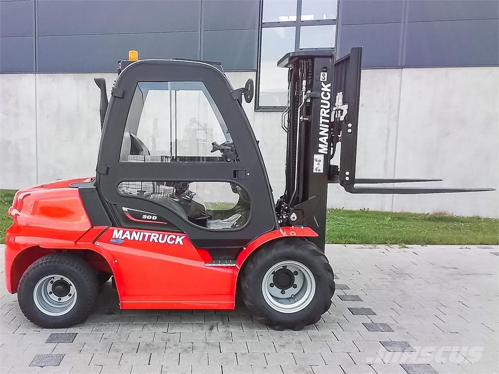  Manitruck D 30 Tehnika ar dīzeļa dzinēju