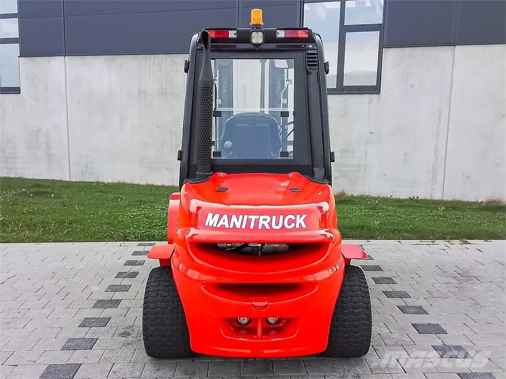  Manitruck D 30 Tehnika ar dīzeļa dzinēju