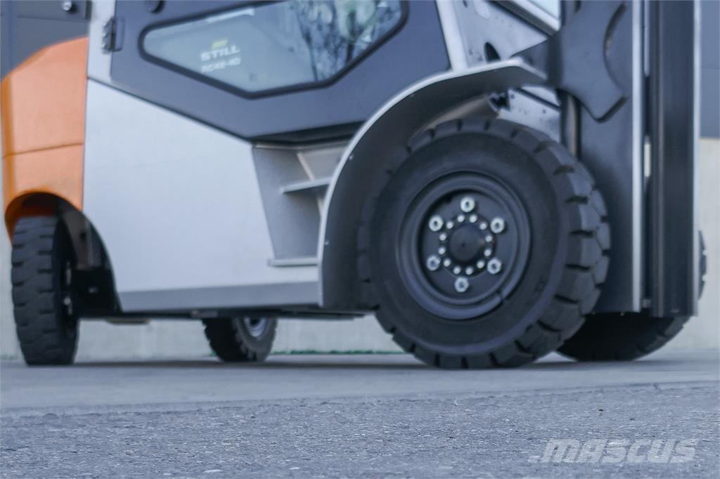 Still RC 42-40 Tehnika ar dīzeļa dzinēju