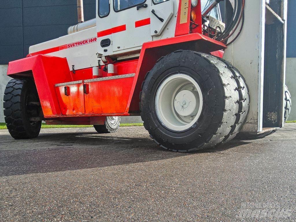 Svetruck 16120 Tehnika ar dīzeļa dzinēju