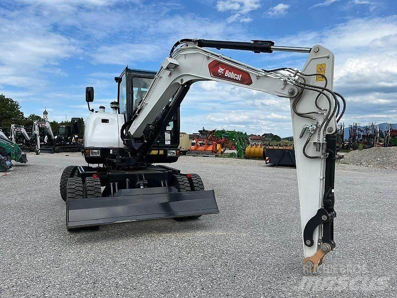 Bobcat E57W Ekskavatori uz riteņiem