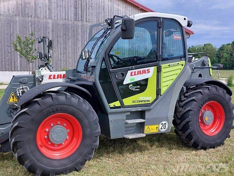 CLAAS Scorpion 7044 Teleskopiskie manipulatori