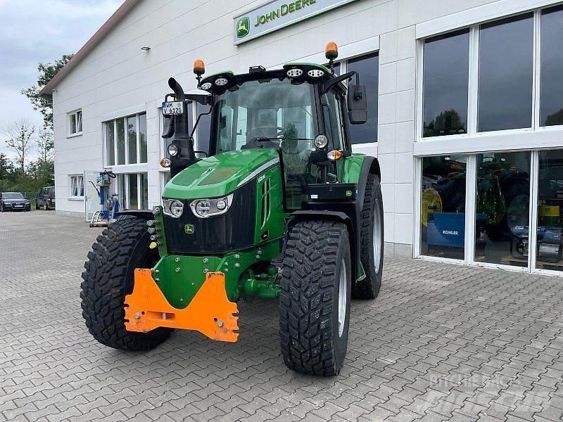 John Deere 6120M Traktori