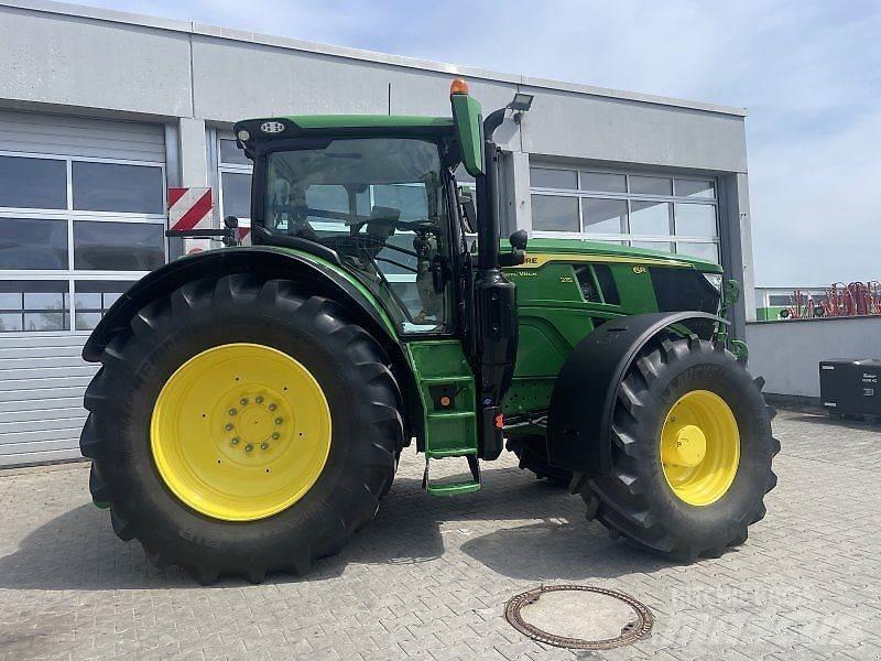John Deere 6R 215 Traktori
