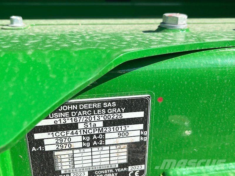 John Deere F441M Lauksaimniecība- Citi