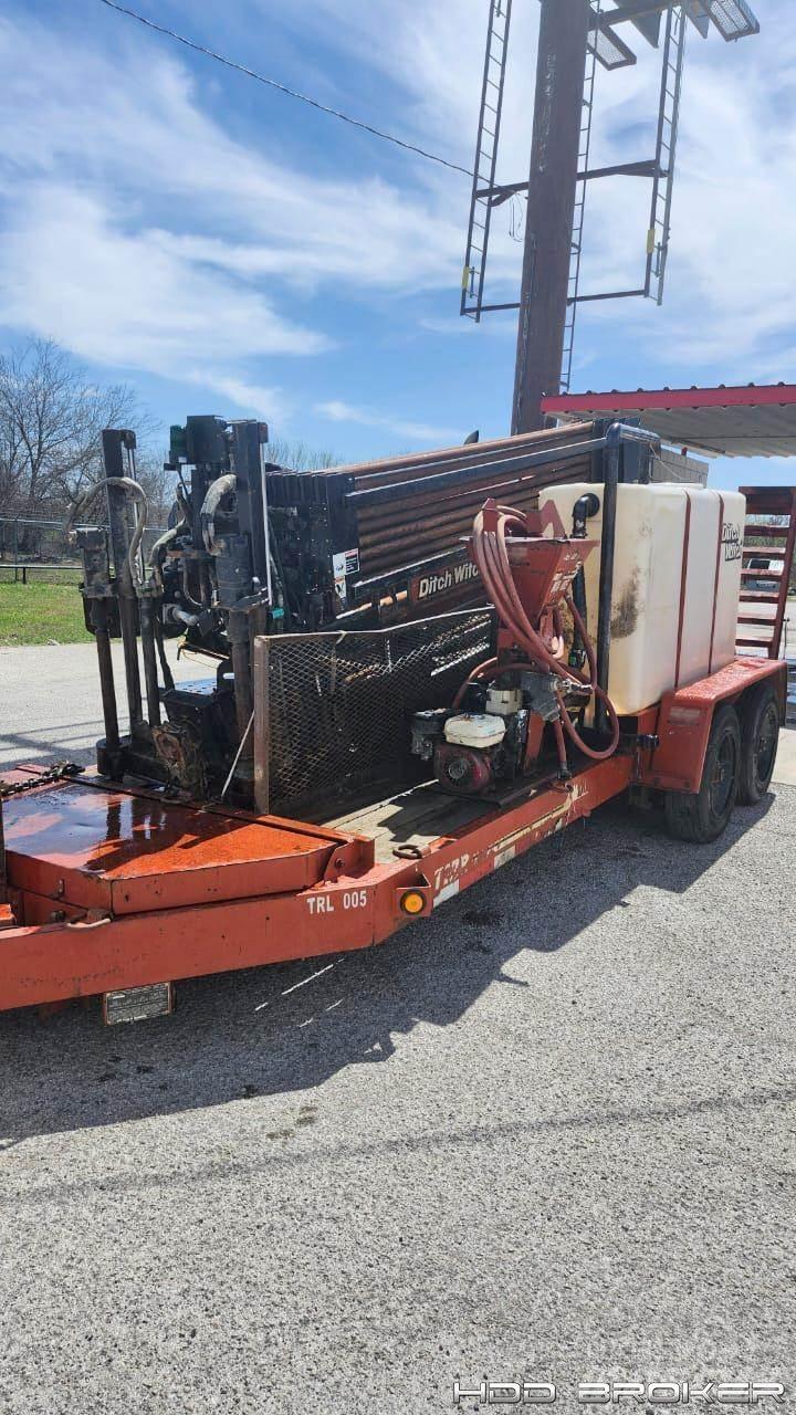 Ditch Witch JT1220 Mach 1 Horizontālā virziena urbšanas iekārtas