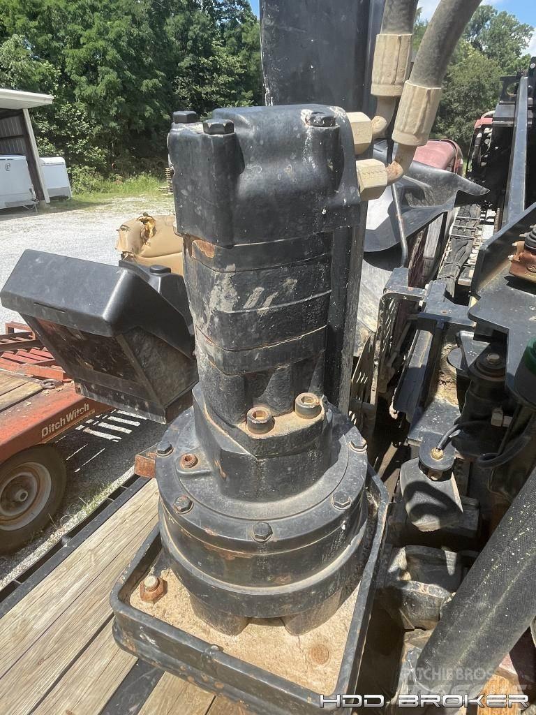 Ditch Witch JT3020 Mach 1 Horizontālā virziena urbšanas iekārtas