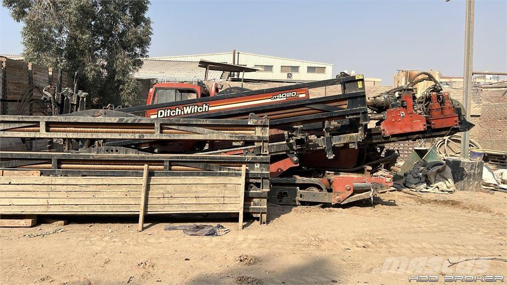 Ditch Witch JT4020 Mach 1 Horizontālā virziena urbšanas iekārtas
