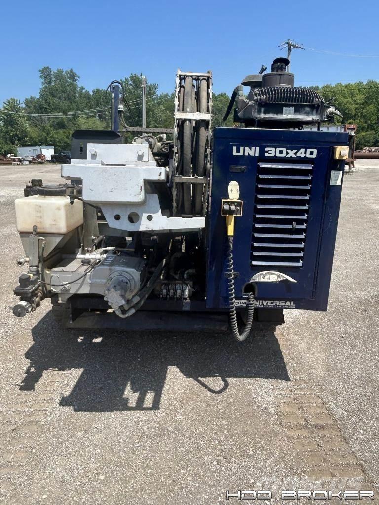 Universal UNI 30x40 Horizontālā virziena urbšanas iekārtas