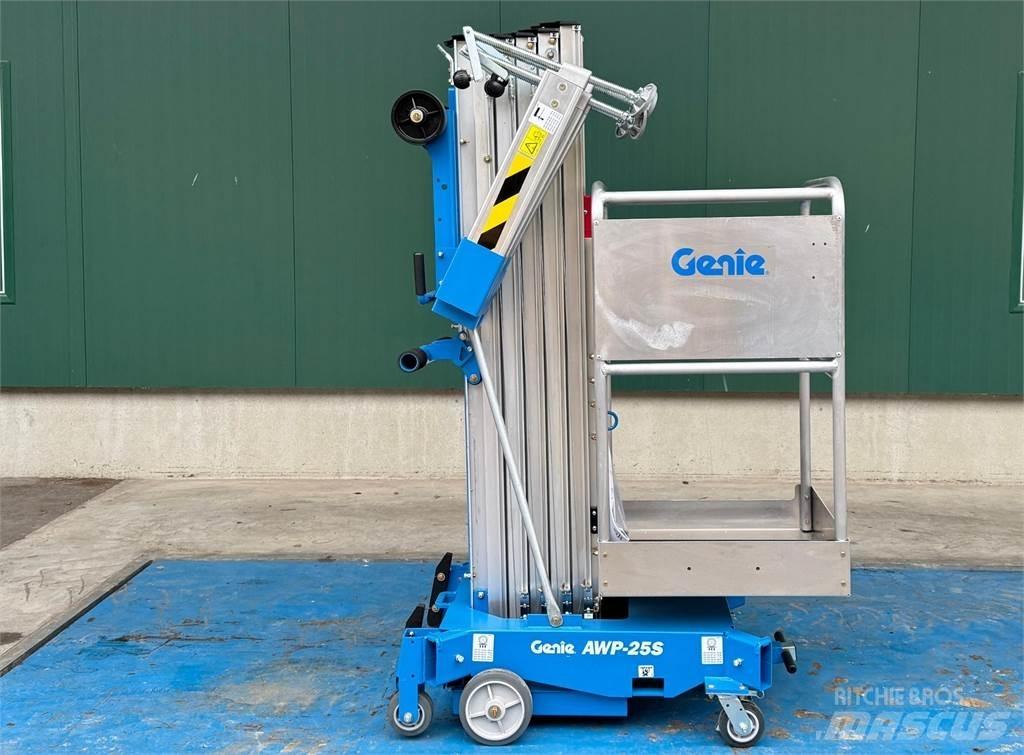 Genie AWP-25S AC Citi pacēlāji un platformas