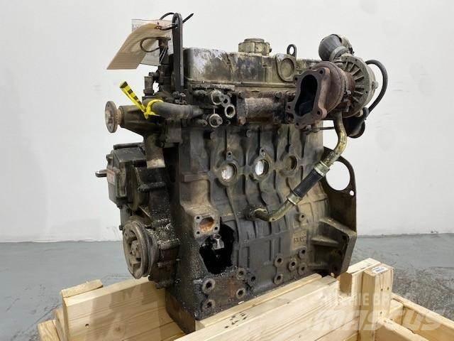 CAT 3024C Dzinēji