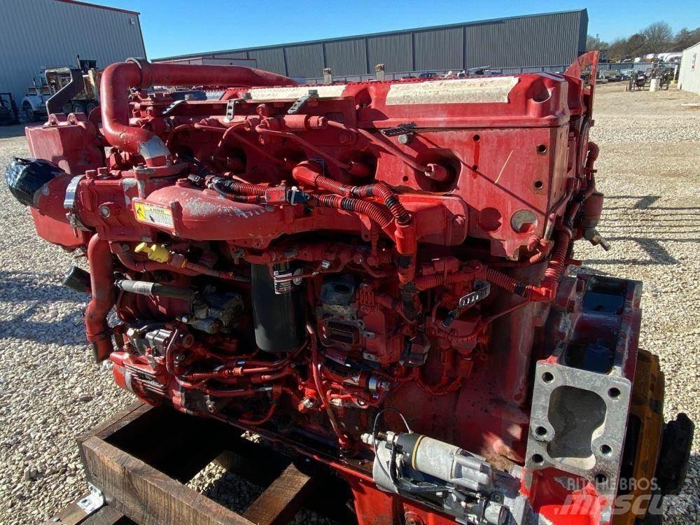 Cummins ISX15 Dzinēji