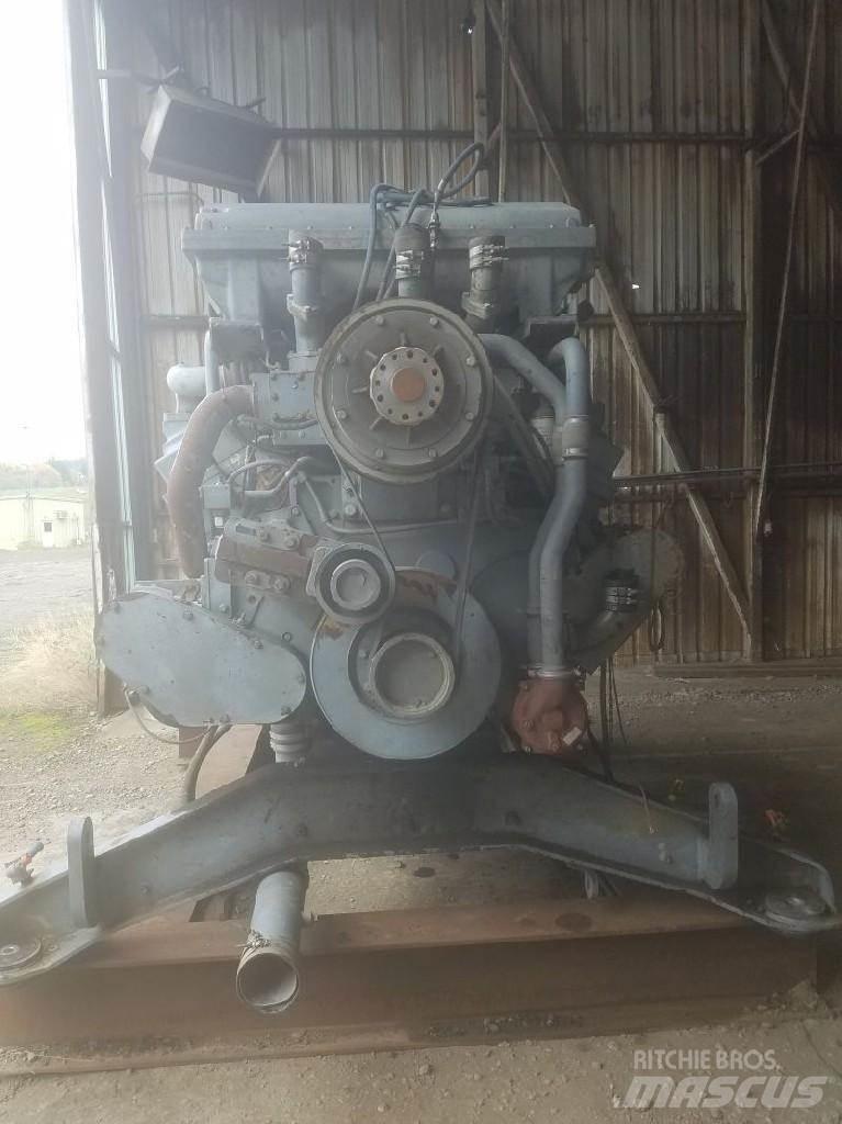 Cummins QSK60 Dzinēji